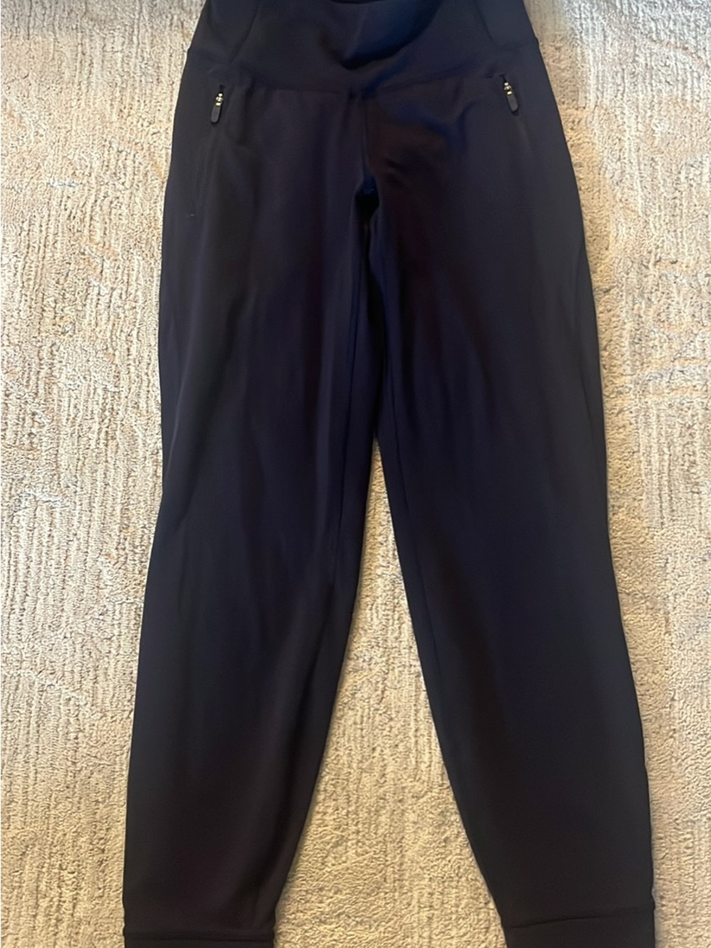 lululemon Navy Women’s Fresh Tracks pant- size 2